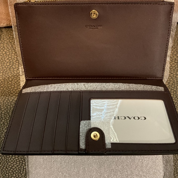 NWT Coach Slim Zip Pebbled Leather Wallet - Picture 4 of 6